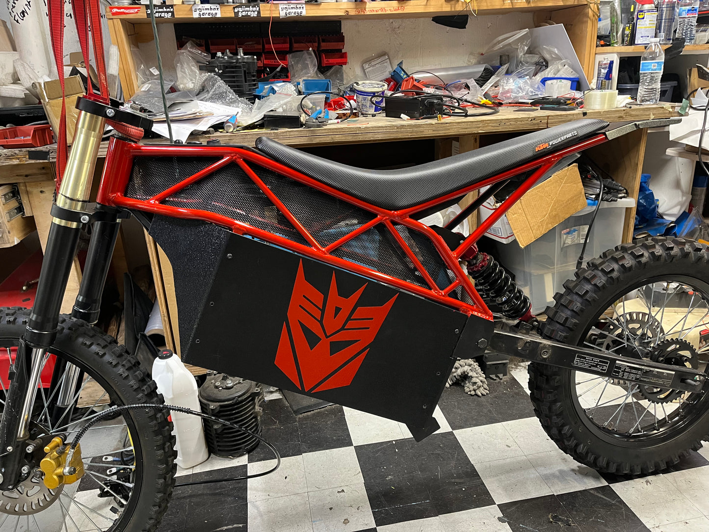 Trellis frame-Maciej Podrzucki